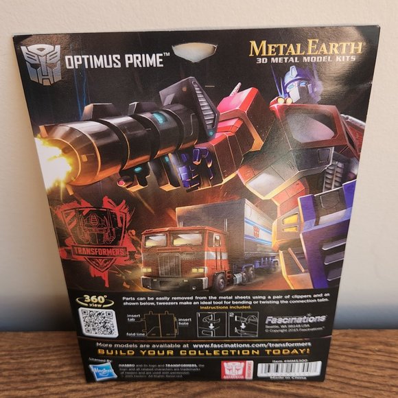 Metal Earth Optimus Prime Transformers 3D Metal Model Kit NIB - Picture 2 of 2